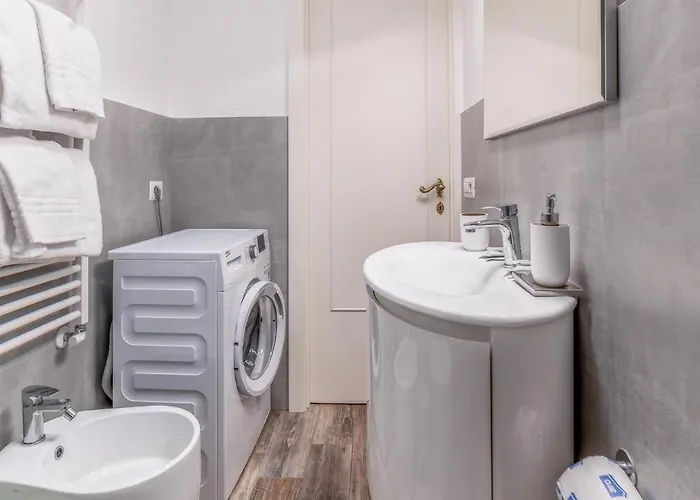 Gasthuis Campani - Termini Train Station & Wi-fi 4*