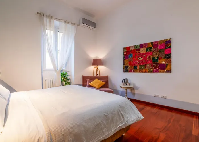 Campani - Termini Train Station & Wi-fi 4*